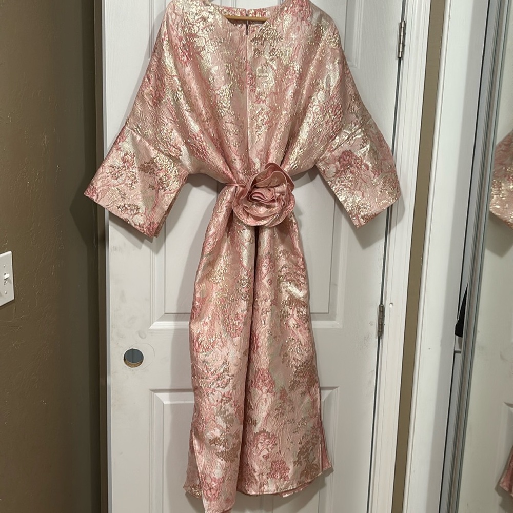 H&M Patterned Pink Dress With Flower